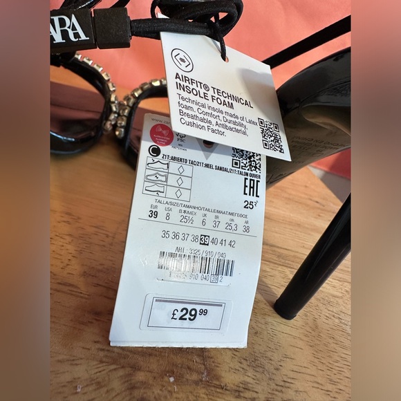 ZARA Rhinestone heels NWT size 8 black in color - Picture 5 of 5